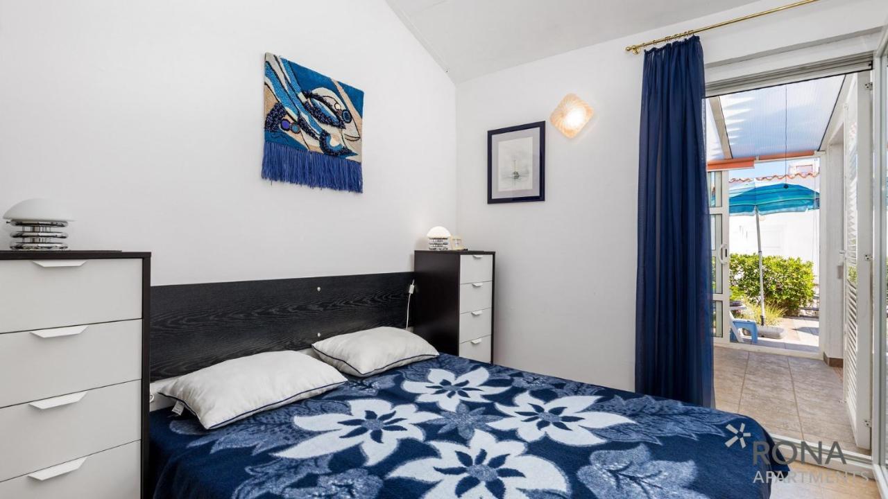 Rona Apartment Aurora 诺瓦利娅 外观 照片